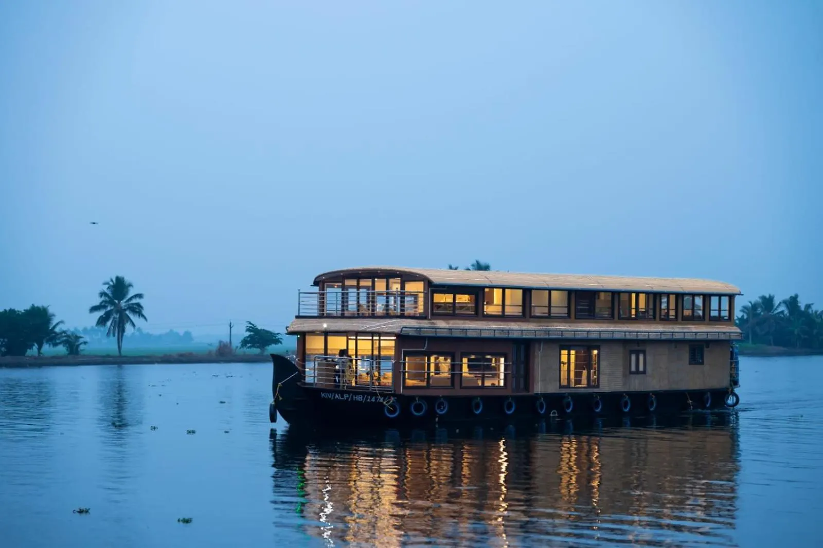 Botel Marvelous Boathouse Hotel Alappuzha